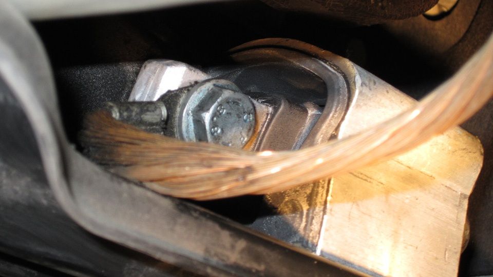 Collapsed transmission mount? MercedesBenz Forum